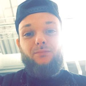 Meet your Posher, Levi